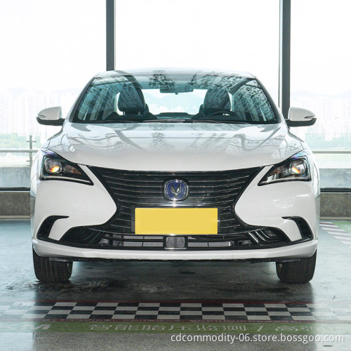 Vendita calda Nuovo veicolo energetico Changan Eado Compact Car 5 sedili Nuovo veicolo elettrico